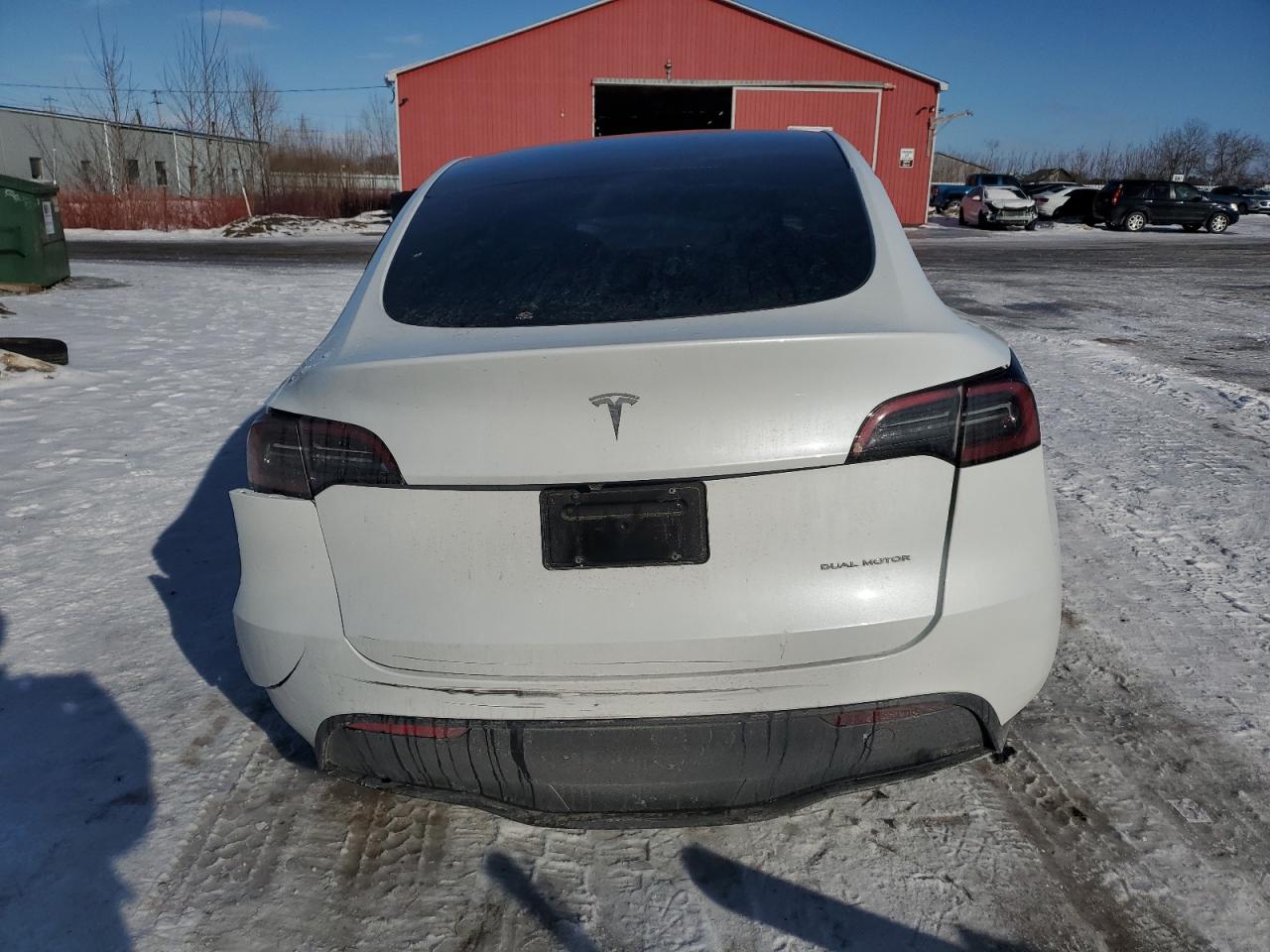 2024 TESLA MODEL Y  VIN:LRWYGDEE2RC661614