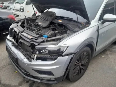 2020 Volkswagen Tiguan VIN: