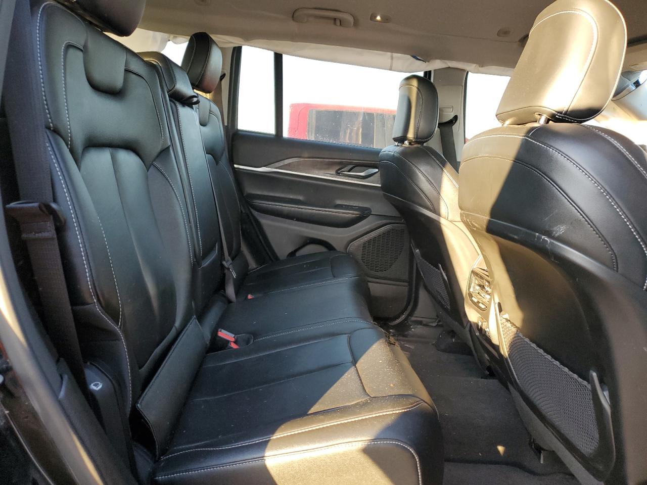 2023 JEEP GRAND CHEROKEE LIMITED VIN:3VWDX7AJ7BM337839