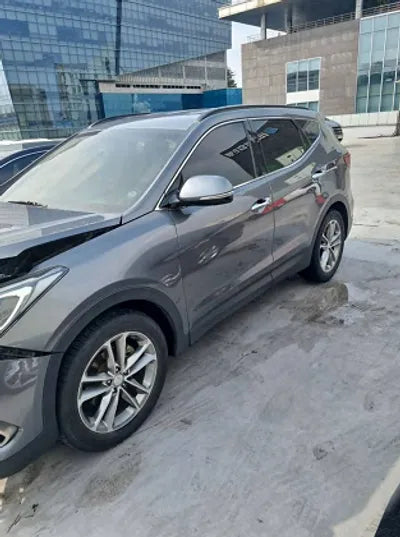 2016 Hyundai Santa FE KMHSW81UBGU565225 VIN:KMHSW81UBGU565225