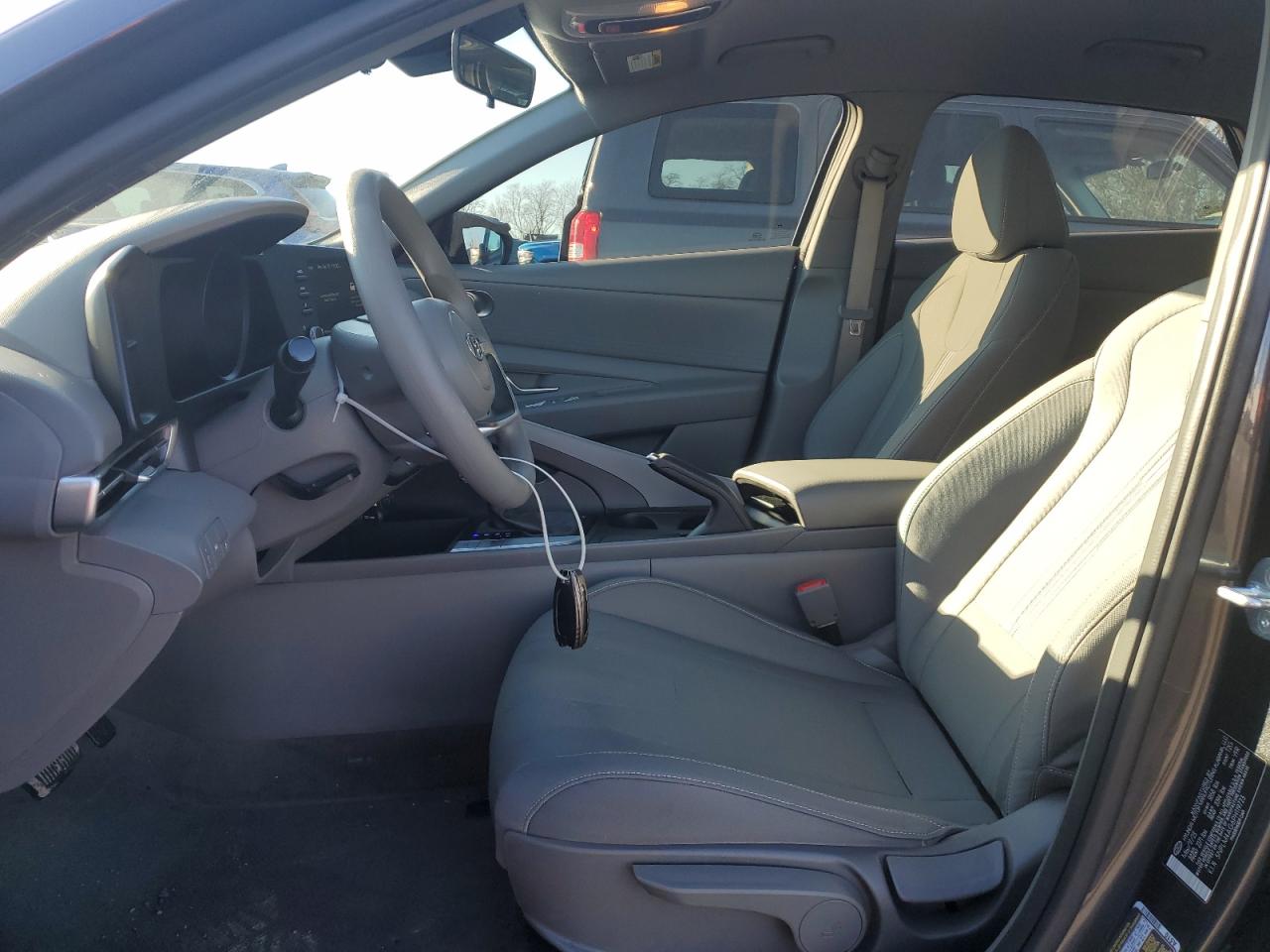 2023 HYUNDAI ELANTRA SEL VIN:5NPLM4AG6PH119723