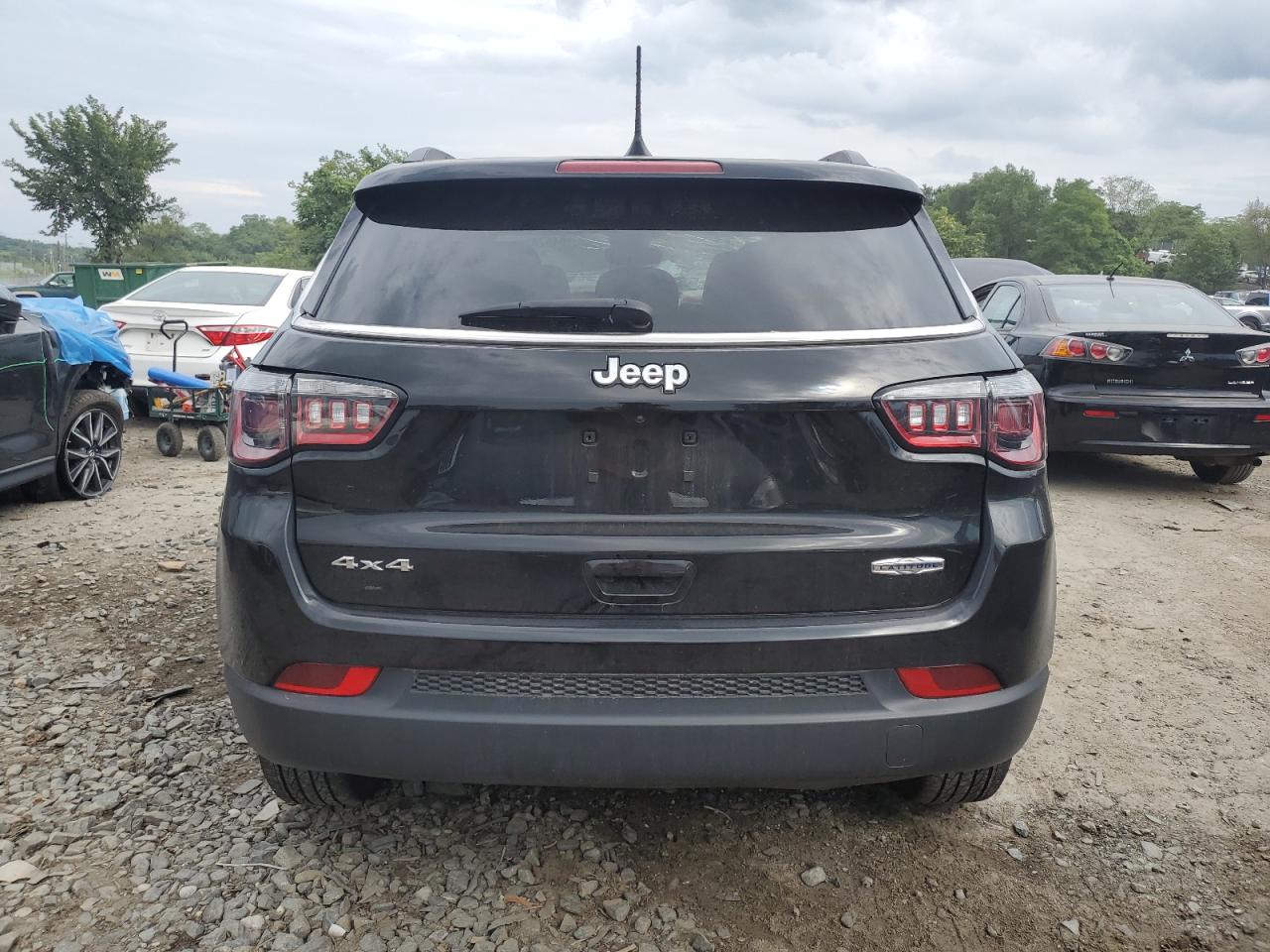 2022 JEEP COMPASS LATITUDE VIN:3C4NJDBB4NT208241