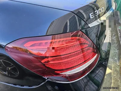 2017 Mercedes-Benz E 300 VIN: