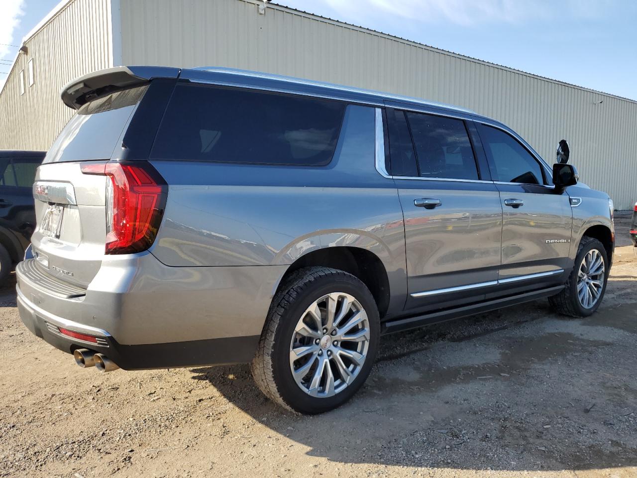 2022 GMC YUKON XL DENALI VIN:1GKS2JKL1NR259992