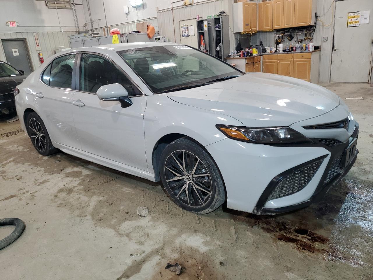 2022 TOYOTA CAMRY SE VIN:4T1G11BK1NU049266