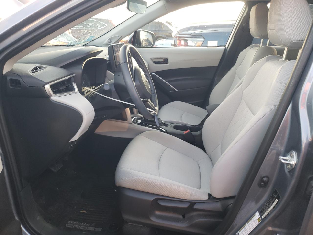 2024 TOYOTA COROLLA CROSS LE VIN:7MUBAABG8RV082842