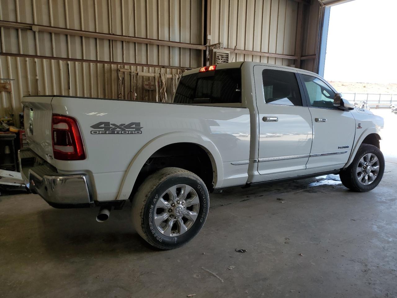 2022 RAM 2500 LIMITED VIN:3C6UR5SL9NG272391