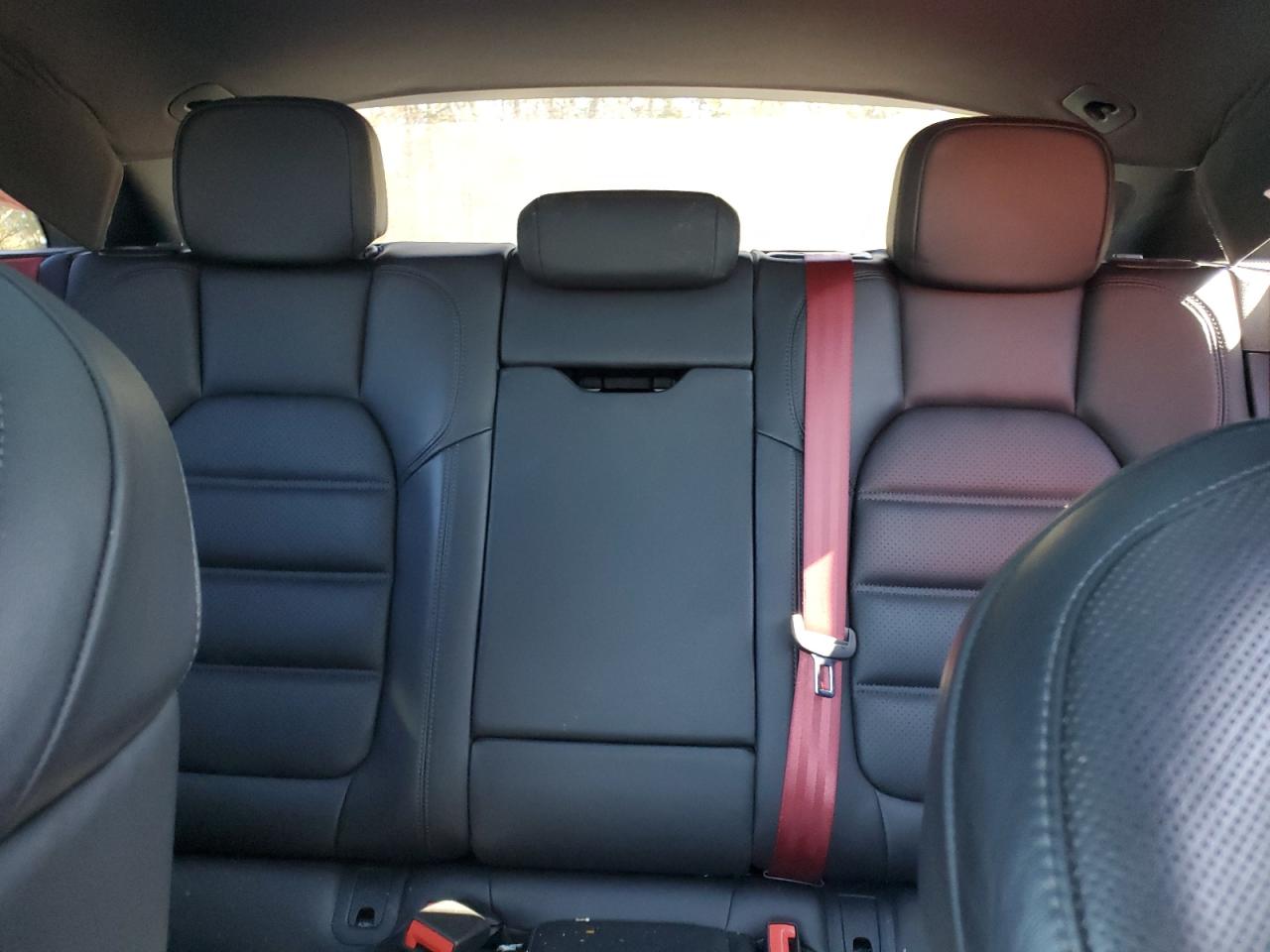 2022 PORSCHE MACAN S VIN:WP1AG2A59NLB20700
