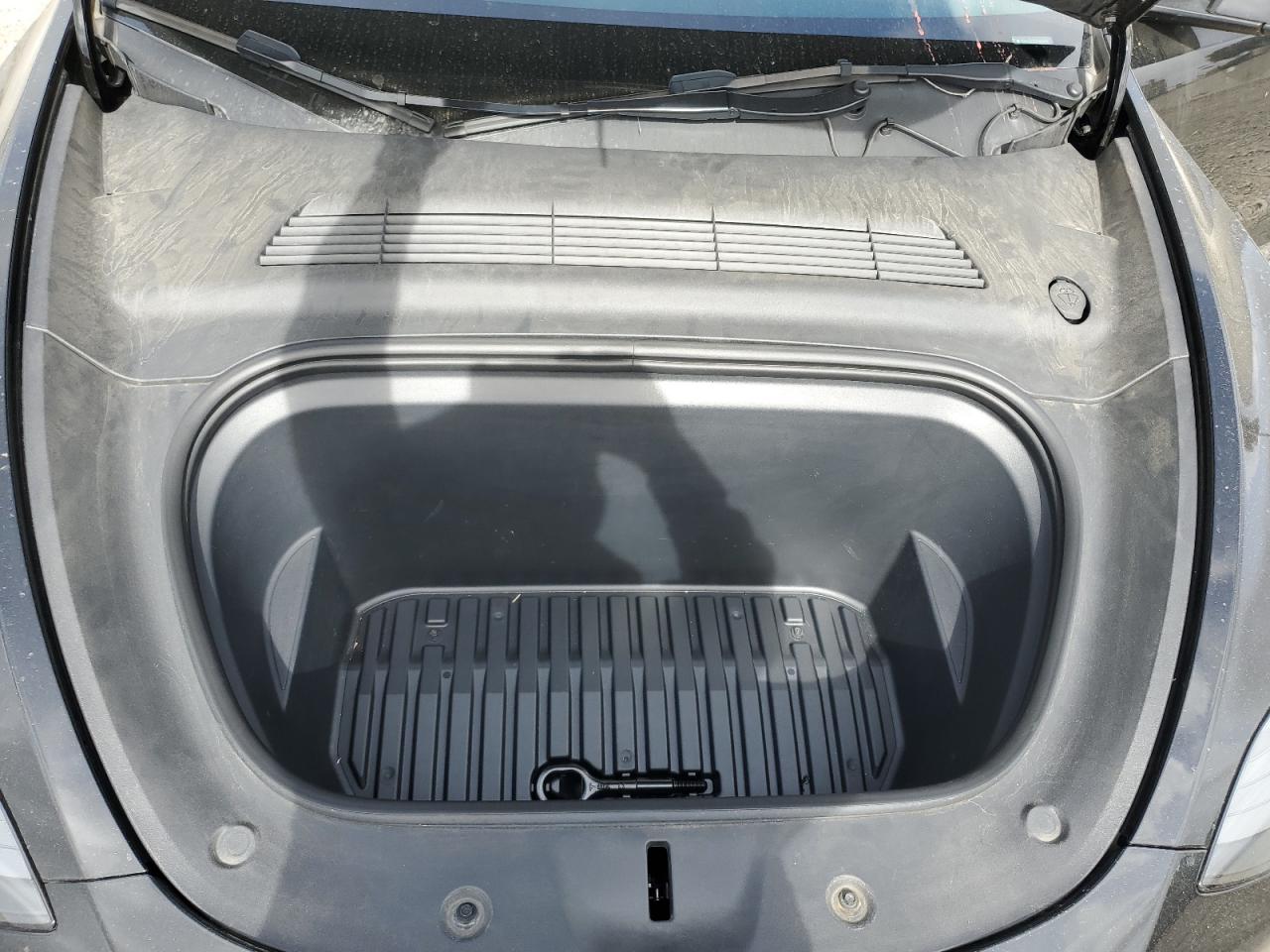 2023 TESLA MODEL Y  VIN:7SAYGAEE5PF880779