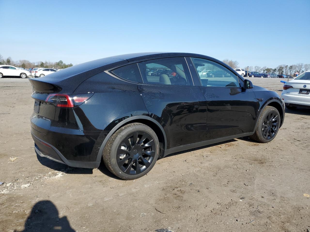 2023 TESLA MODEL Y  VIN:7SAYGAEE5PF980509