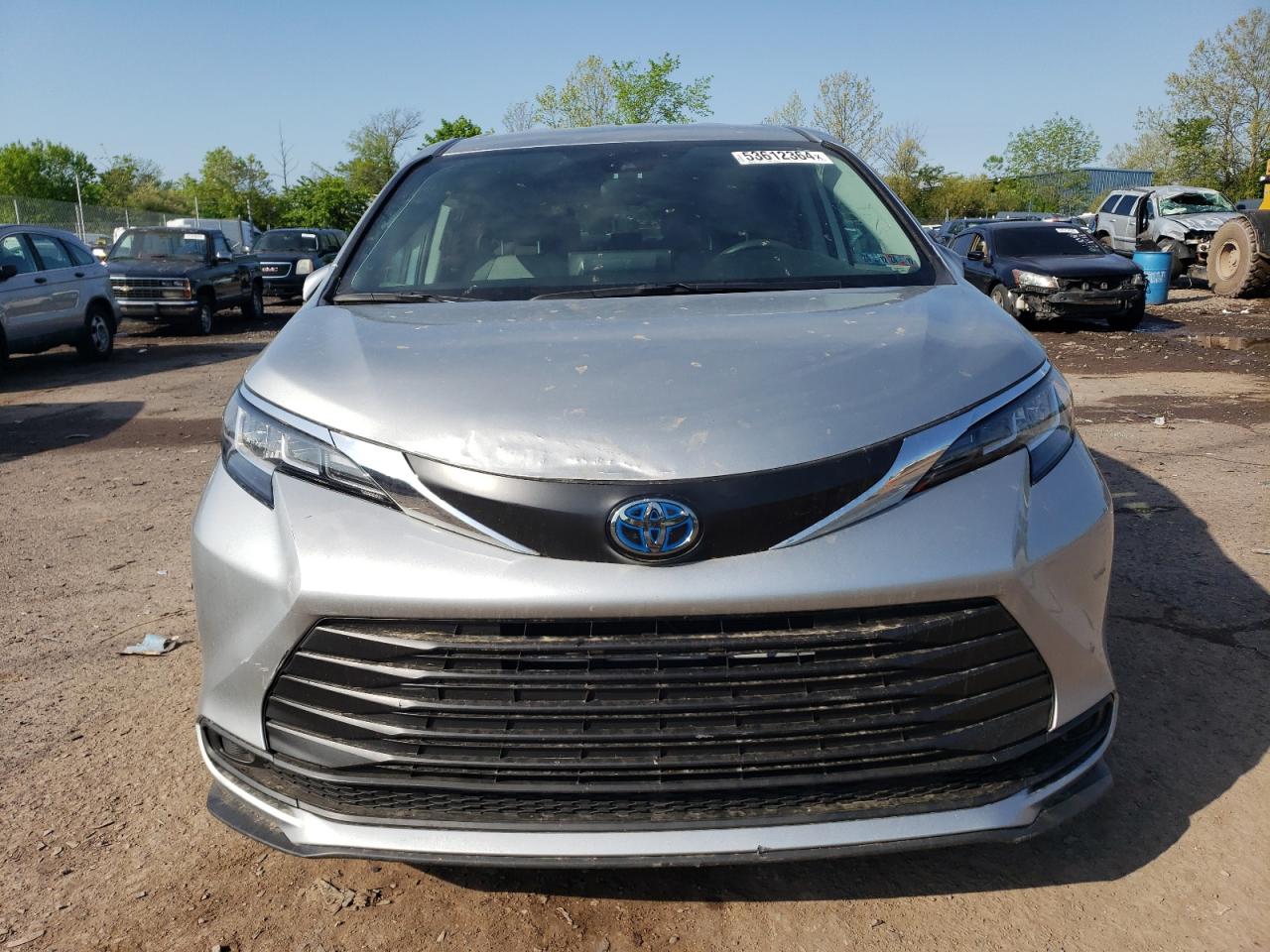 2022 TOYOTA SIENNA LE VIN:5TDKRKEC8NS102213