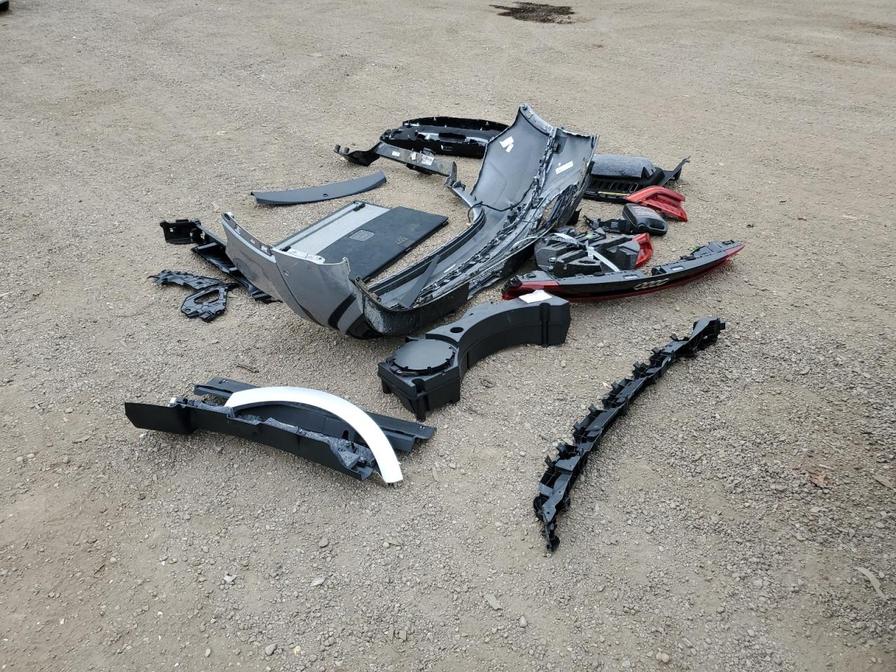 2022 AUDI Q8 PRESTIGE S-LINE VIN:WA1FVBF13ND006067