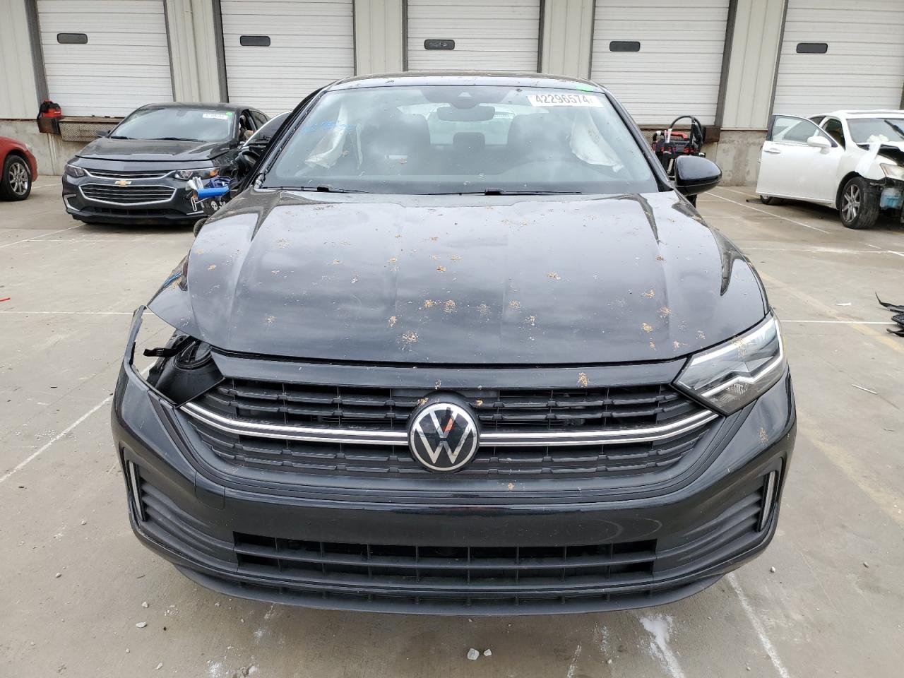 2024 VOLKSWAGEN JETTA SPORT VIN:3VWBM7BU8RM032434