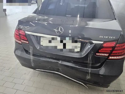 2016 Mercedes-Benz E 220 VIN: