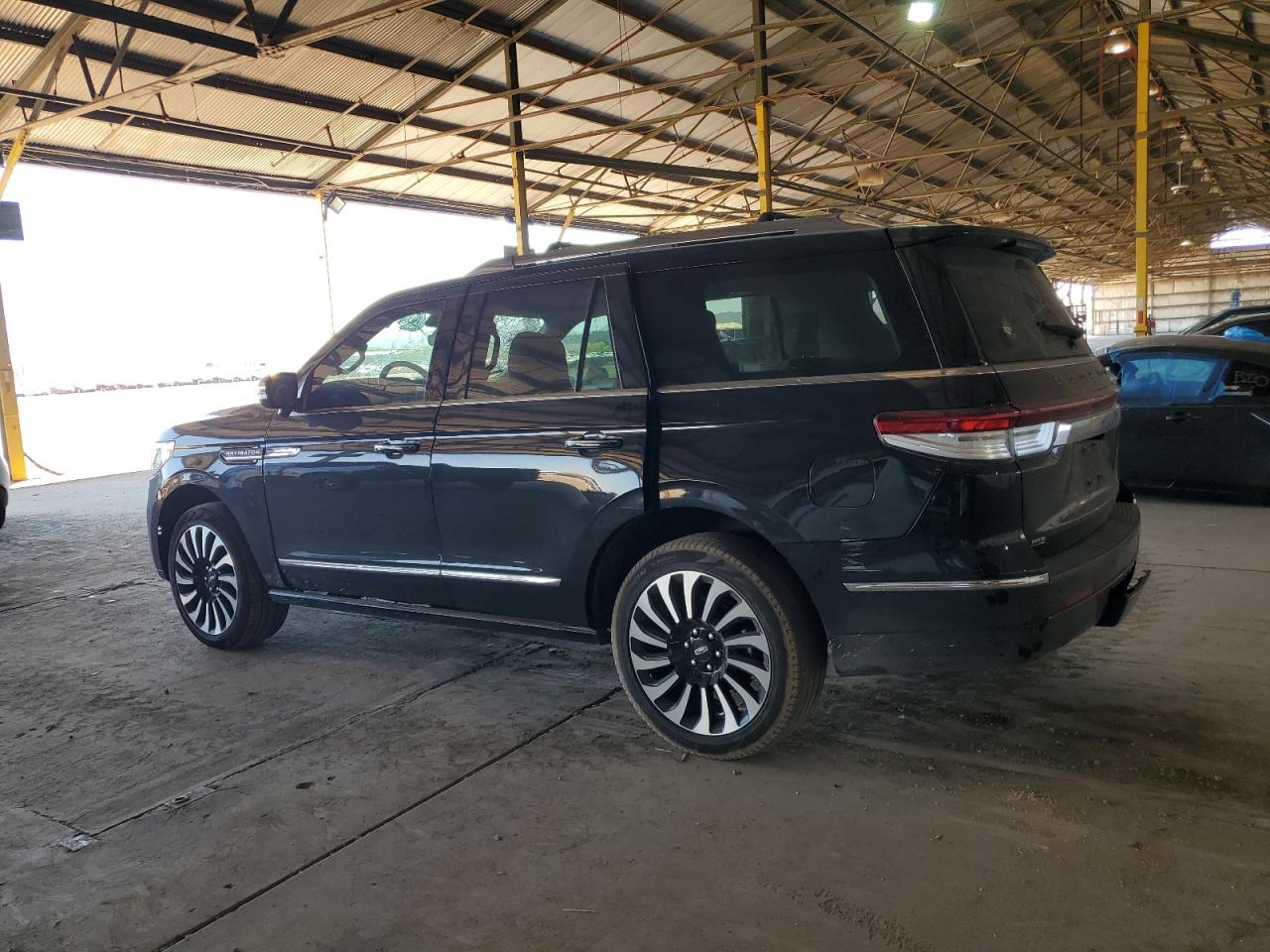 2023 LINCOLN NAVIGATOR BLACK LABEL VIN:5LMJJ2TGXPEL00477