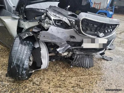 2015 Mercedes-Benz E 200 WDDHF3EB1GB216196 VIN:WDDHF3EB1GB216196