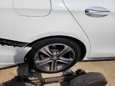 2017 Mercedes-Benz E 300 VIN: