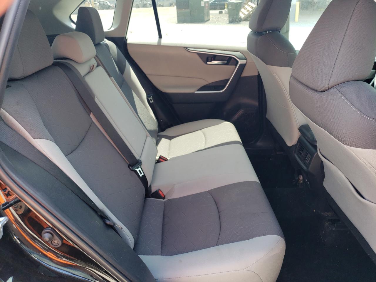 2022 TOYOTA RAV4 XLE VIN:2T3P1RFV8NW276464