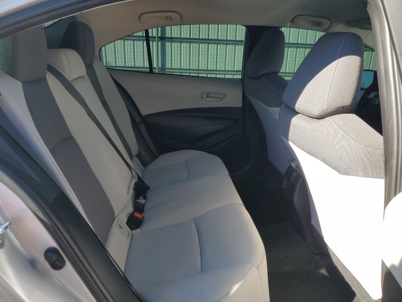 2022 TOYOTA COROLLA LE VIN:5YFEPMAE1NP383981
