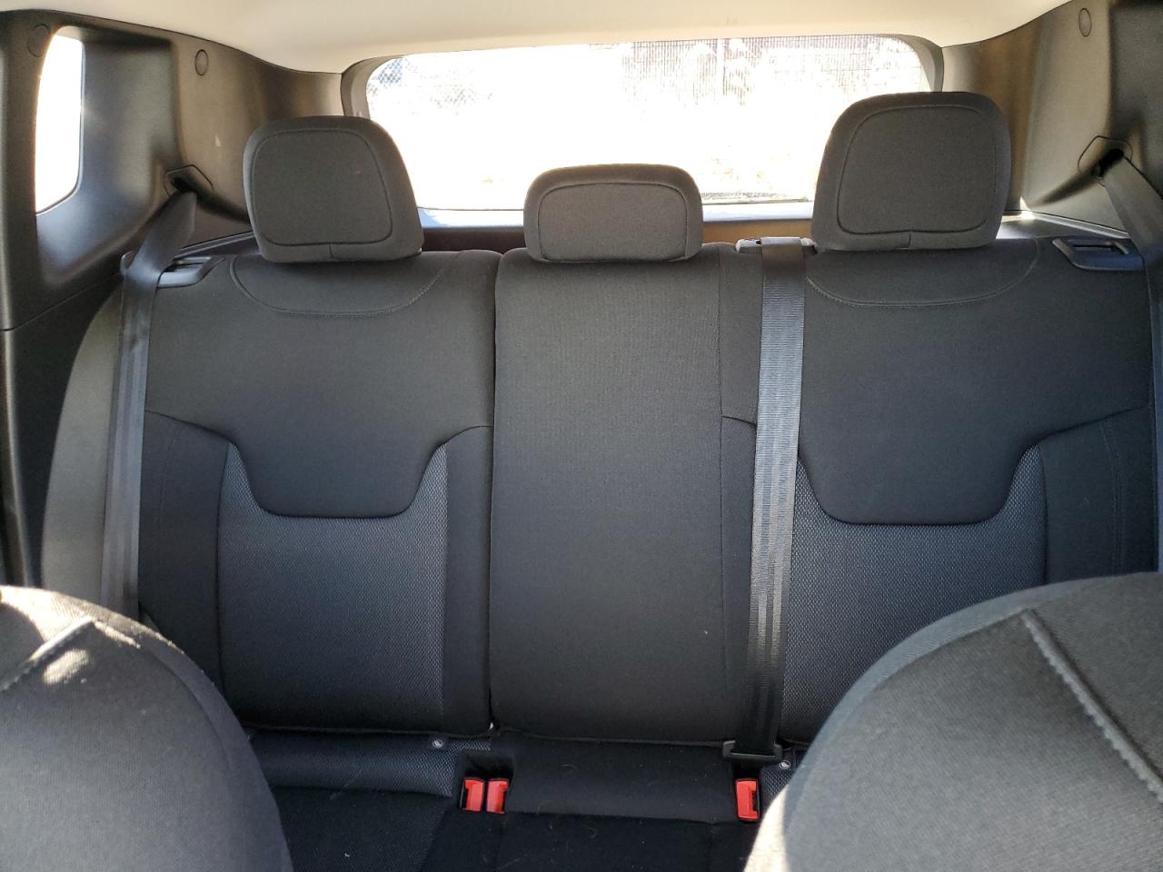 2023 JEEP RENEGADE LATITUDE VIN:ZACNJDB17PPP60850