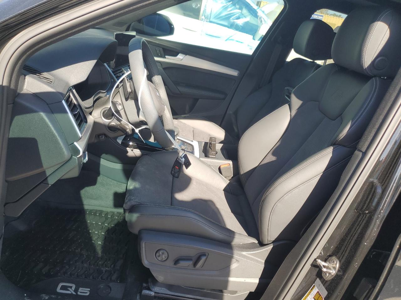 2024 AUDI Q5 E PREMIUM PLUS 55 VIN:WA1E2AFY4R2028866