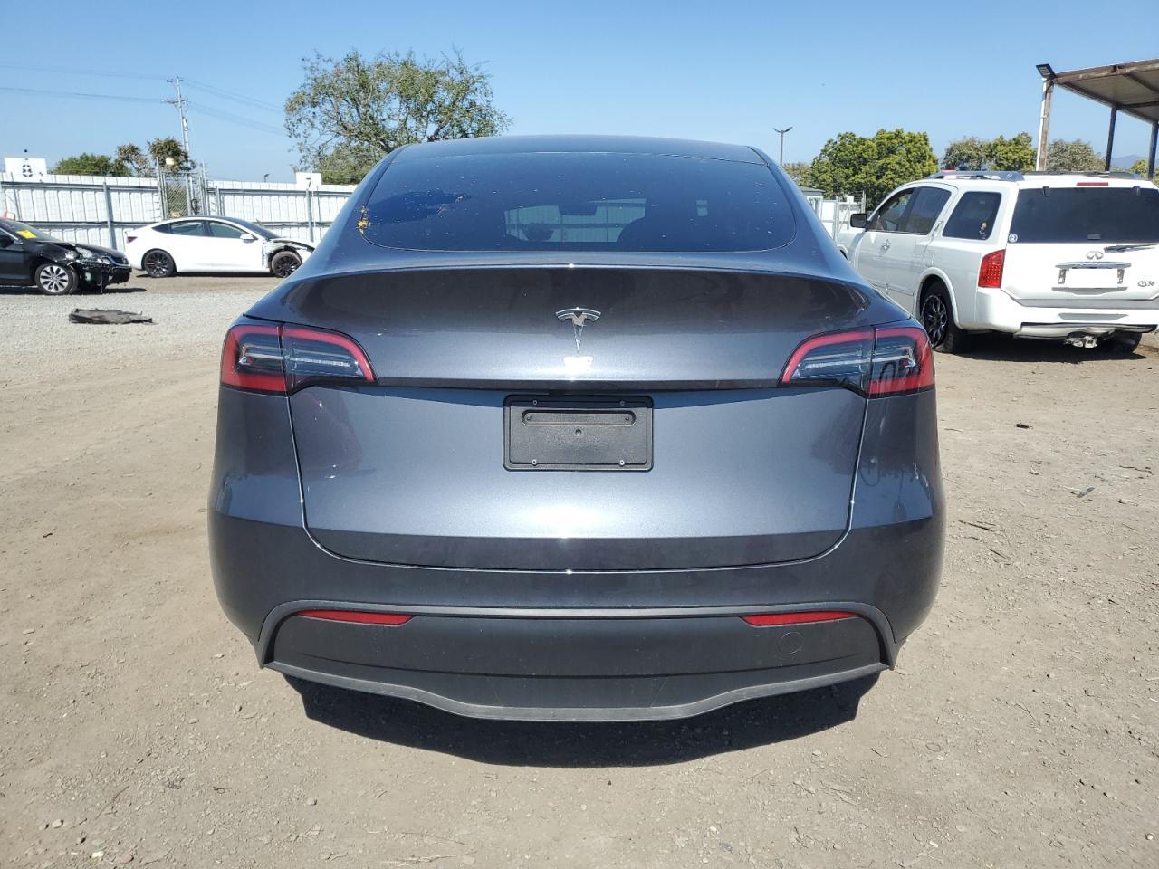 2023 TESLA MODEL Y  VIN:7SAYGDED6PF956292