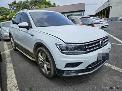 2020 Volkswagen Tiguan VIN: