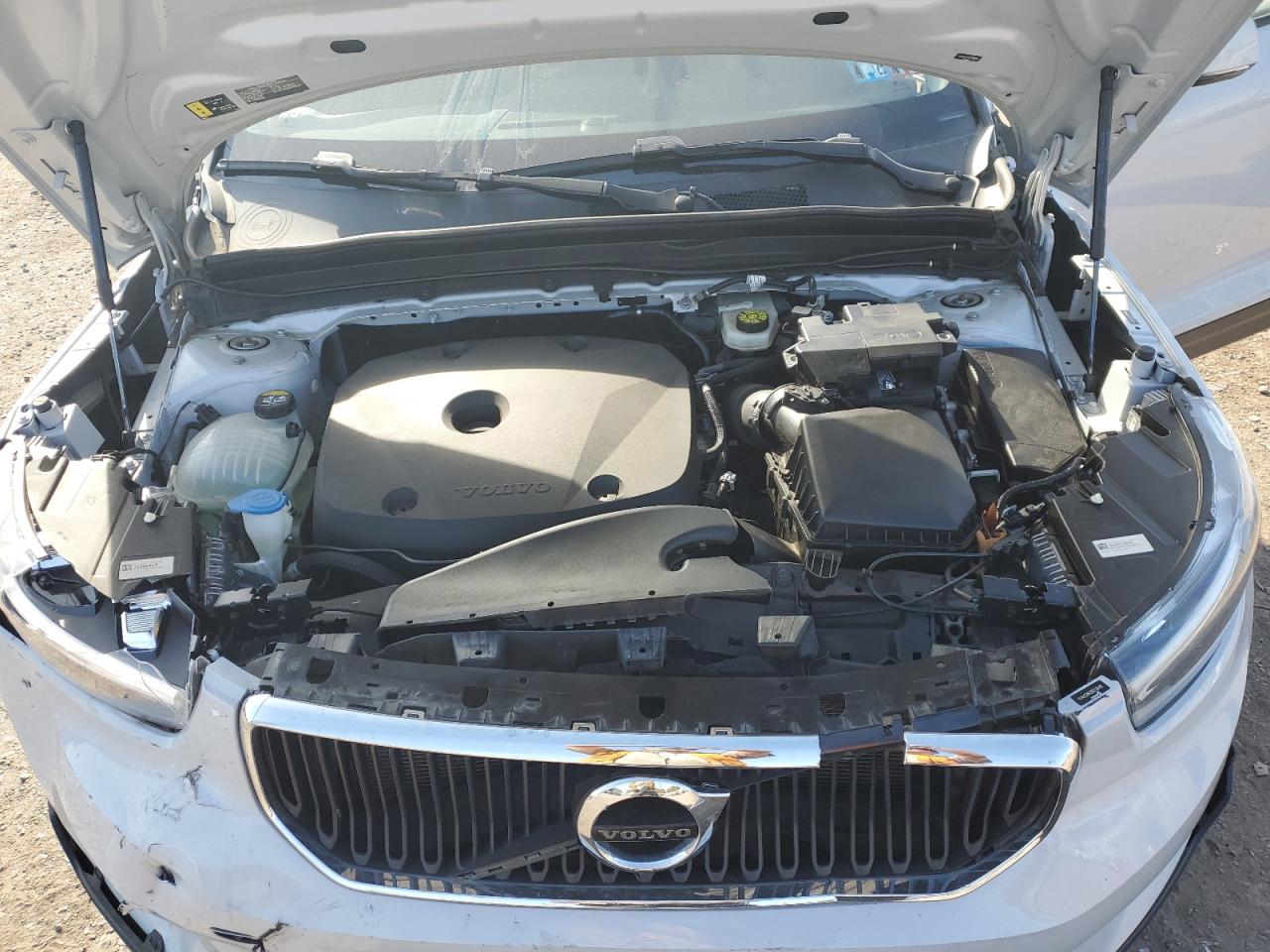 2022 VOLVO XC40 T4 MOMENTUM VIN:YV4AC2HK2N2726416