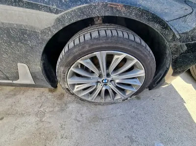 2017 BMW 750 WBA7F2103HG781197 VIN:WBA7F2103HG781197