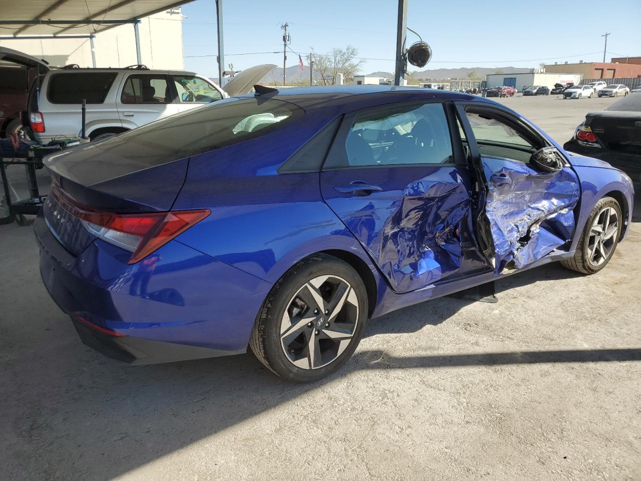 2023 HYUNDAI ELANTRA SEL VIN:KMHLS4AG1PU431102