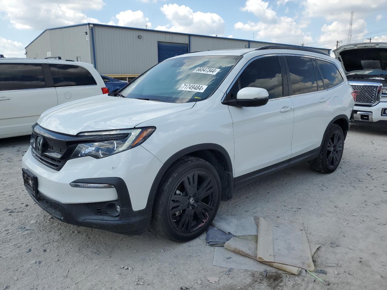 2022 HONDA PILOT SE VIN:5FNYF5H22NB032185
