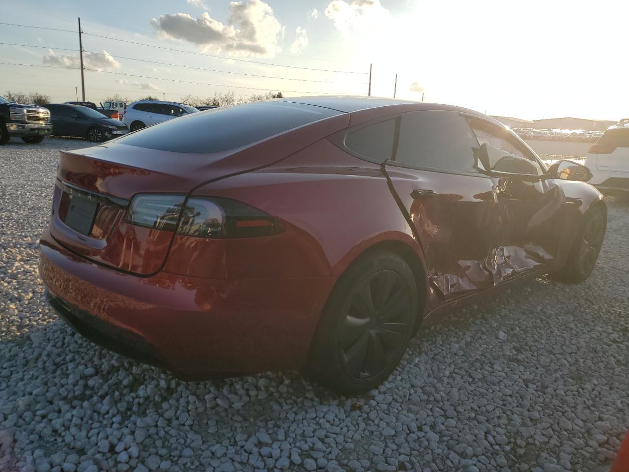 2024 TESLA MODEL S  VIN:5YJSA1E53RF536939