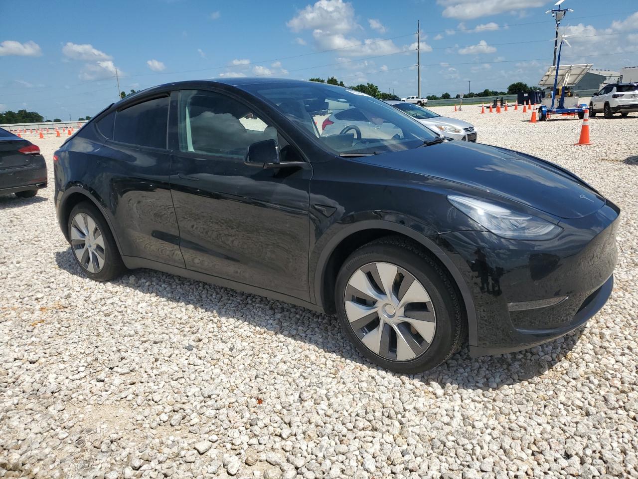 2022 TESLA MODEL Y  VIN:7SAYGDEE4NA019007