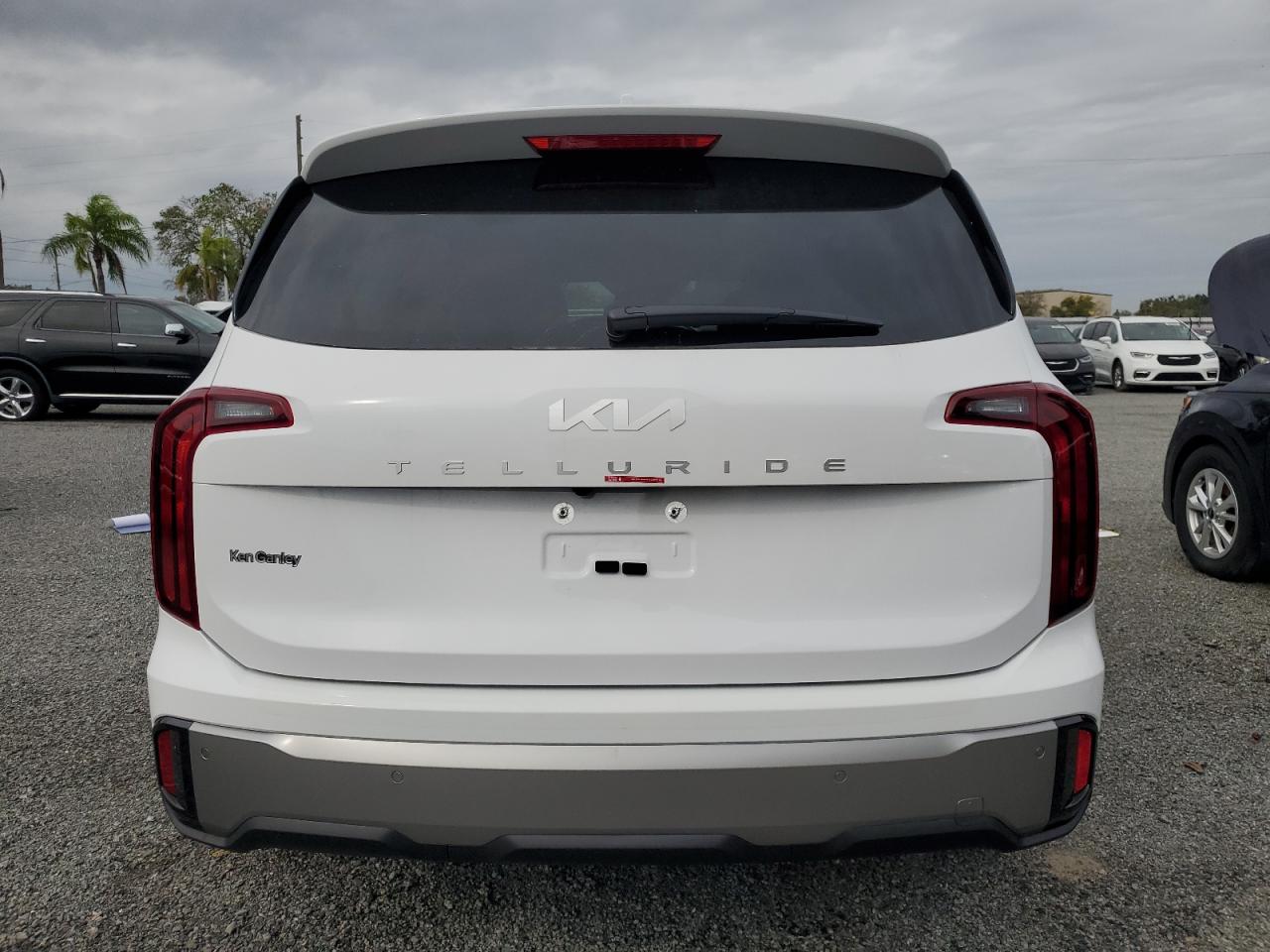 2024 KIA TELLURIDE LX VIN:5XYP24GC9RG567041