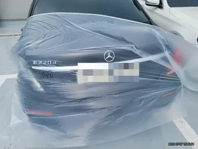 2017 Mercedes-Benz E 220 VIN: