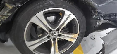 2019 Mercedes-Benz E 300 VIN: