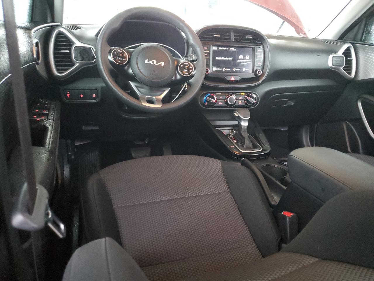 2022 KIA SOUL LX VIN:KNDJ23AU0N7817033