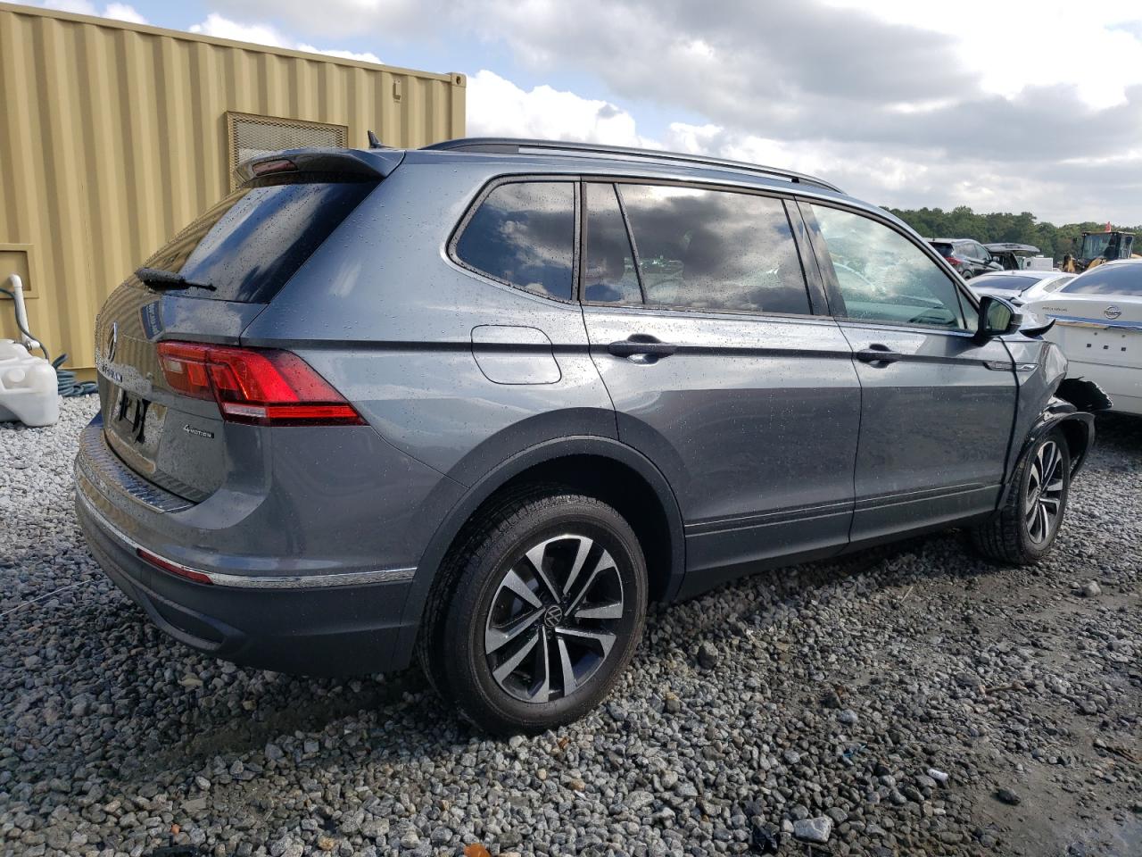 2023 VOLKSWAGEN TIGUAN S VIN:3VVFB7AX7PM113607