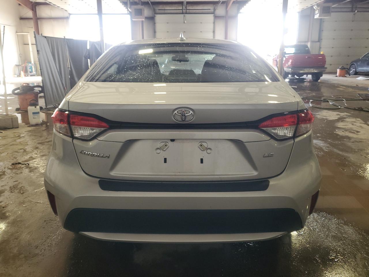 2022 TOYOTA COROLLA LE VIN:JTDEPMAE1N3013879