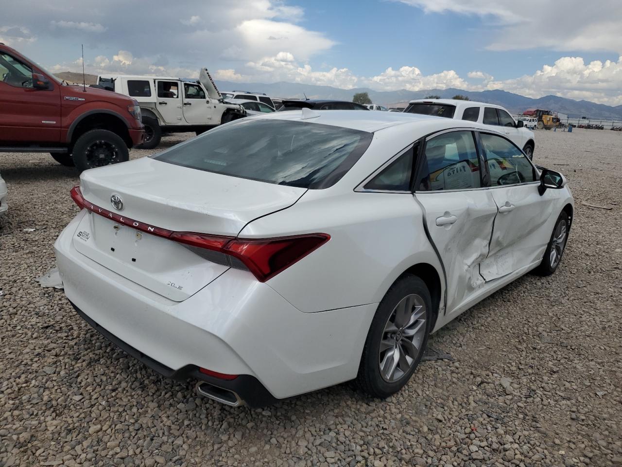 2022 TOYOTA AVALON XLE VIN:4T1JZ1FB7NU076528