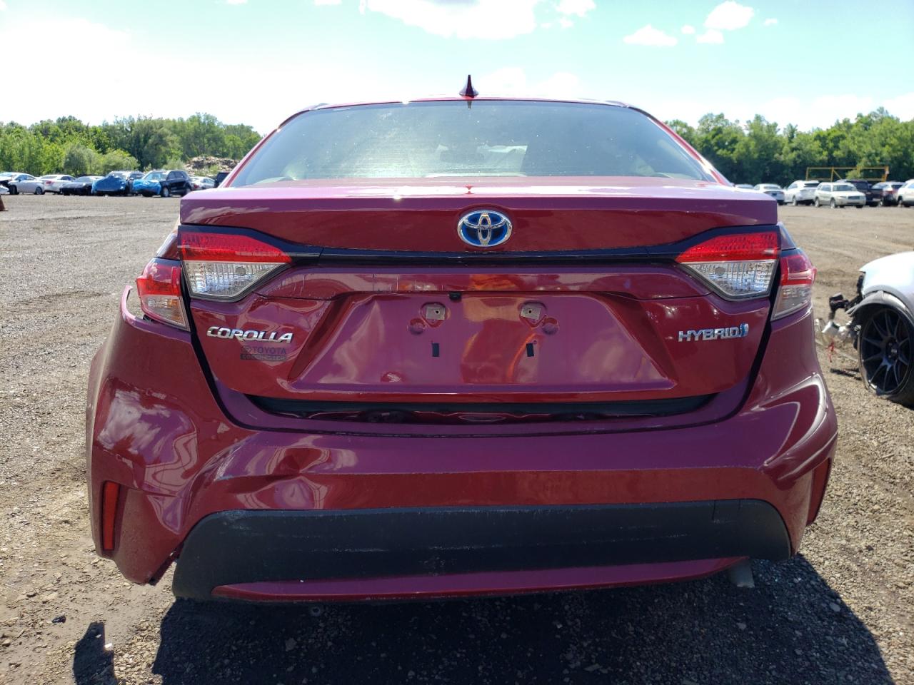 2022 TOYOTA COROLLA LE VIN:JTDEAMDE5NJ061717