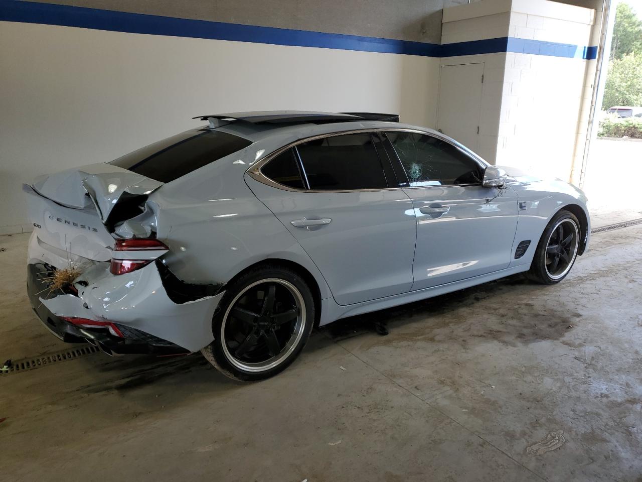 2022 GENESIS G70 BASE VIN:KMTG34TA5NU098171