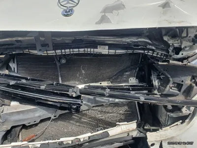 2019 Mercedes-Benz E 300 WDDZF4JB2KA672352 VIN:WDDZF4JB2KA672352