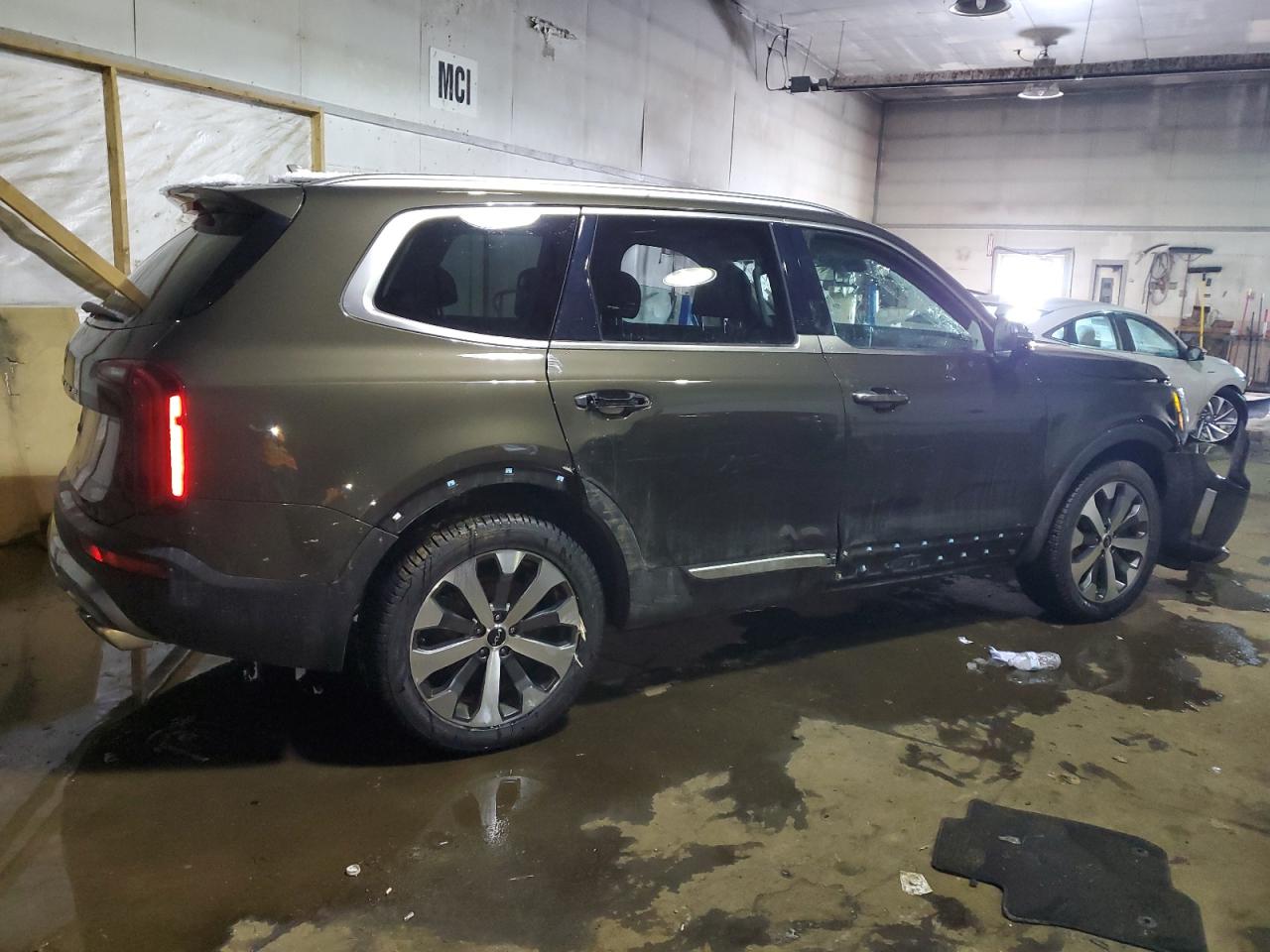 2022 KIA TELLURIDE S VIN:5XYP6DHC1NG232286