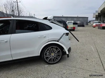 2020 Porsche Cayenne VIN: