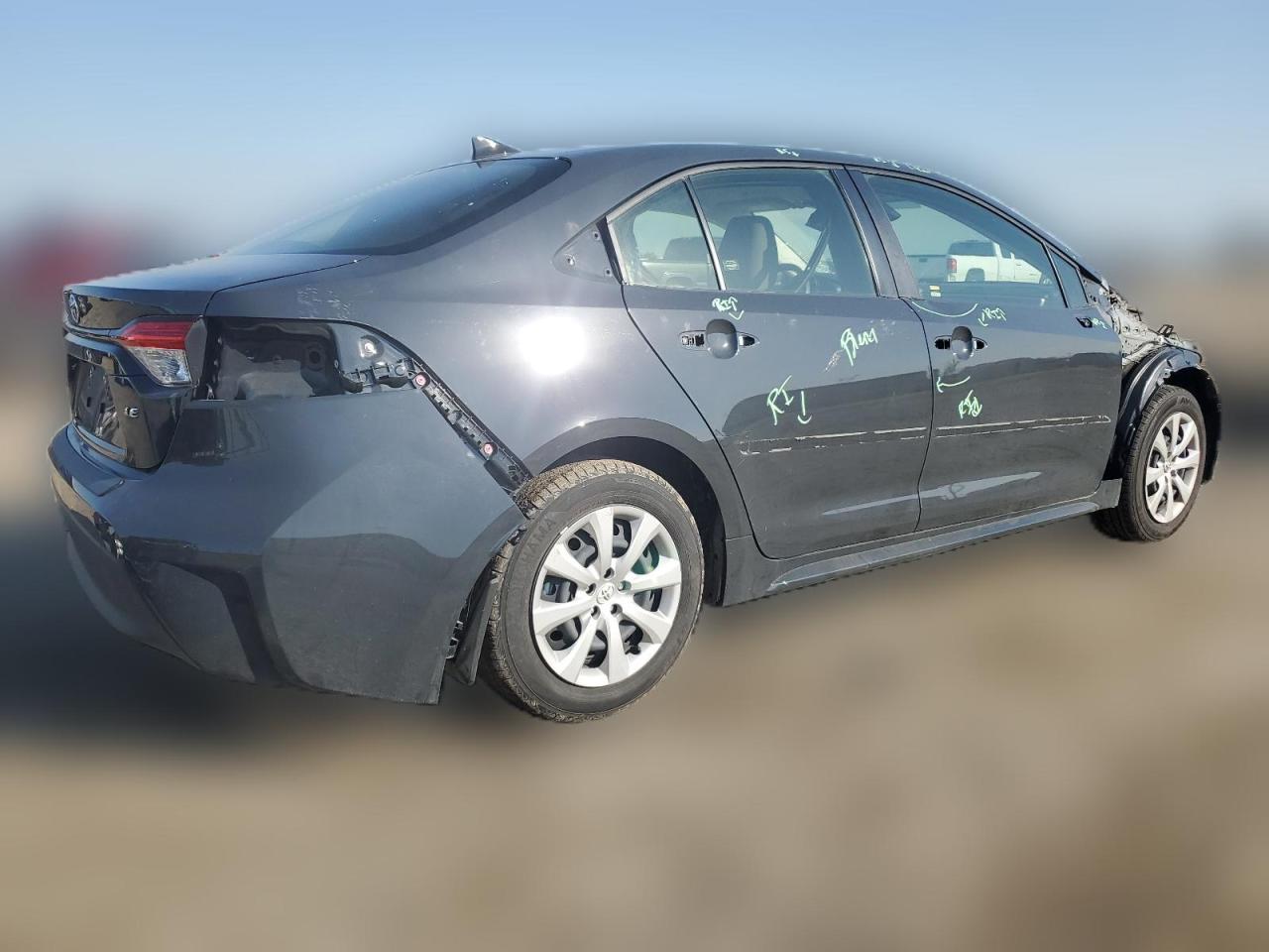 2023 TOYOTA COROLLA LE VIN:JTDB4MEEXP3011153