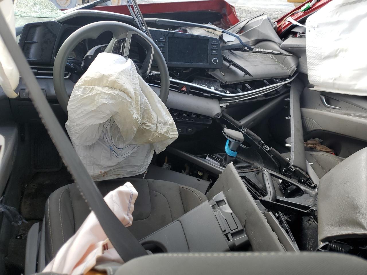 2022 HYUNDAI ELANTRA SEL VIN:KMHLM4AG2NU240943