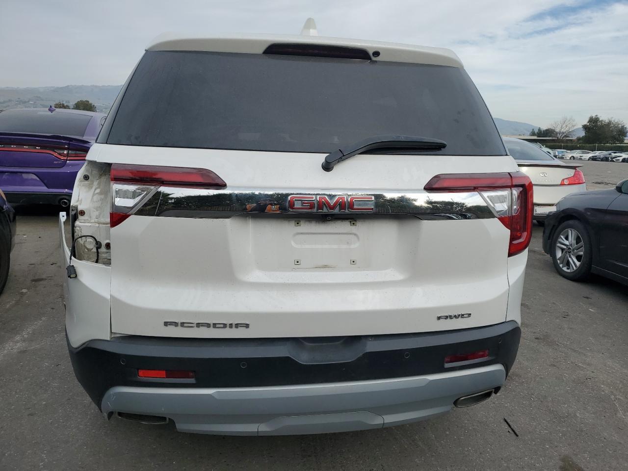2022 GMC ACADIA SLT VIN:1GKKNULS1NZ113316