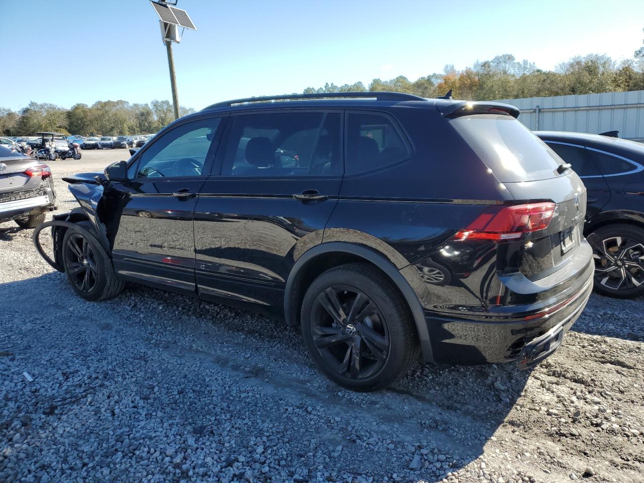 2023 VOLKSWAGEN TIGUAN SE R-LINE BLACK VIN:3VVCB7AX3PM113168