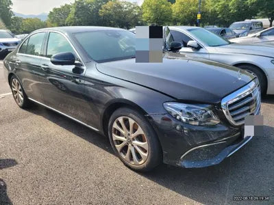 2020 Mercedes-Benz E 300 VIN: